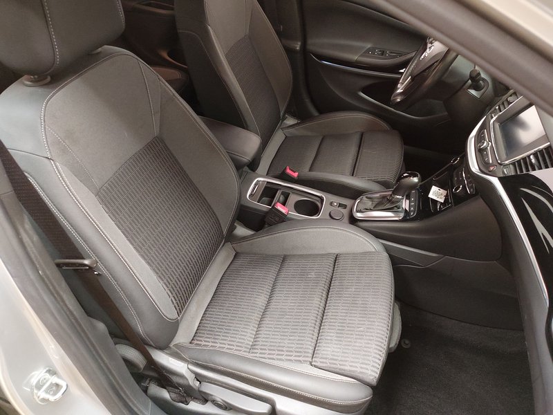 Opel Astra Sports Tourer 1.5 D automatik Elegance • Otvarajući krov • AHK — 10