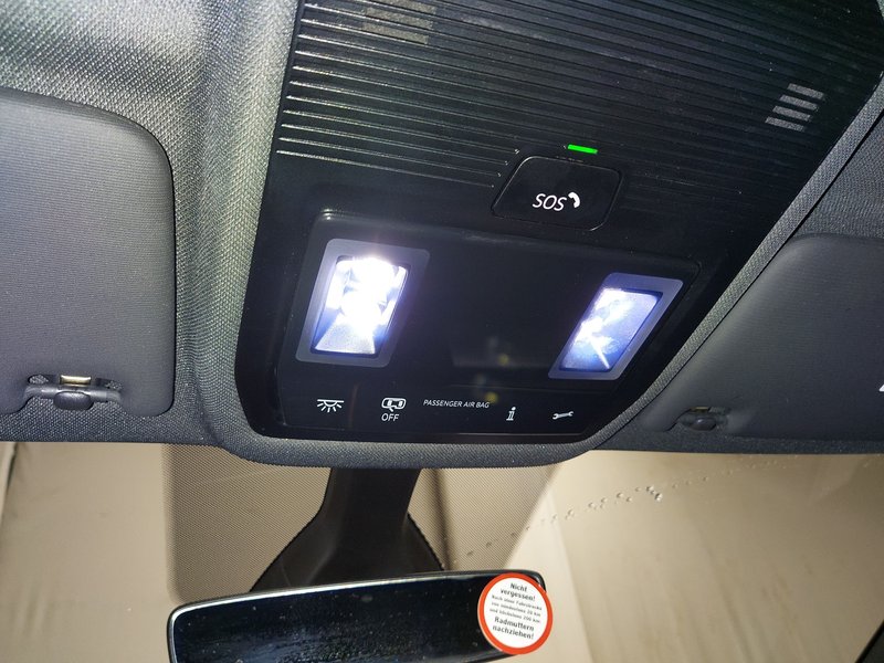 CUPRA Born • ACC • Full LED — 13
