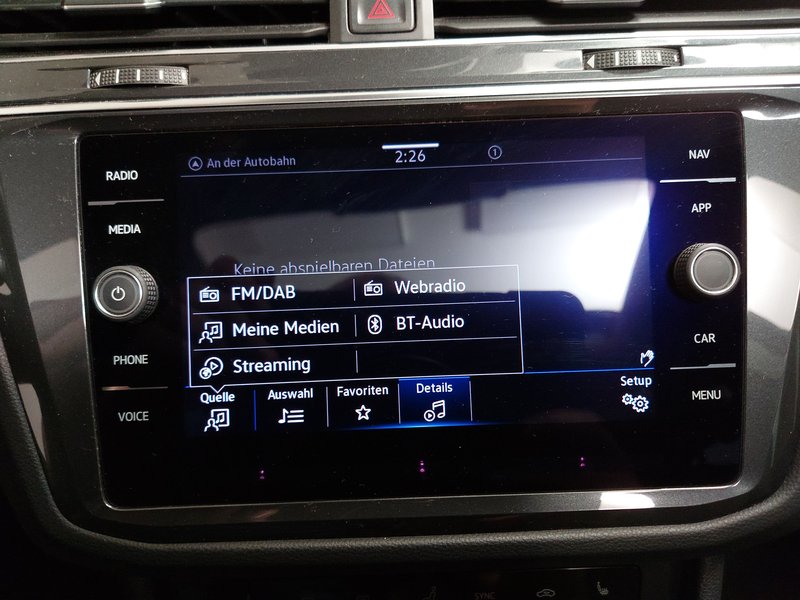 Volkswagen Tiguan 2.0 TDI automatik Life • panorama • HUD — 19