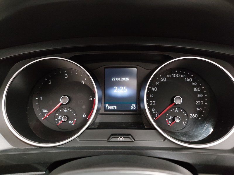 Volkswagen Tiguan 2.0 TDI automatik Life • panorama • HUD — 20
