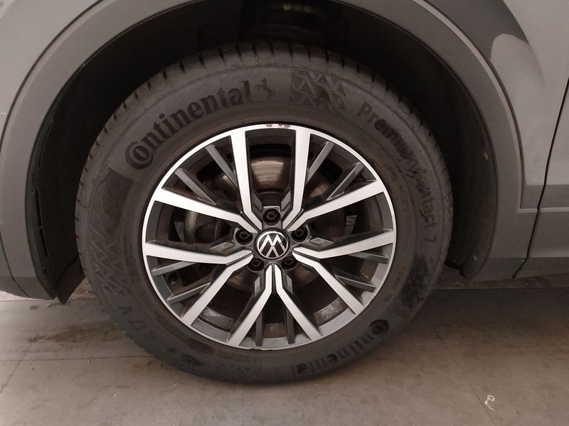 Volkswagen Tiguan 2.0 TDI automatik Life • panorama • HUD — 8
