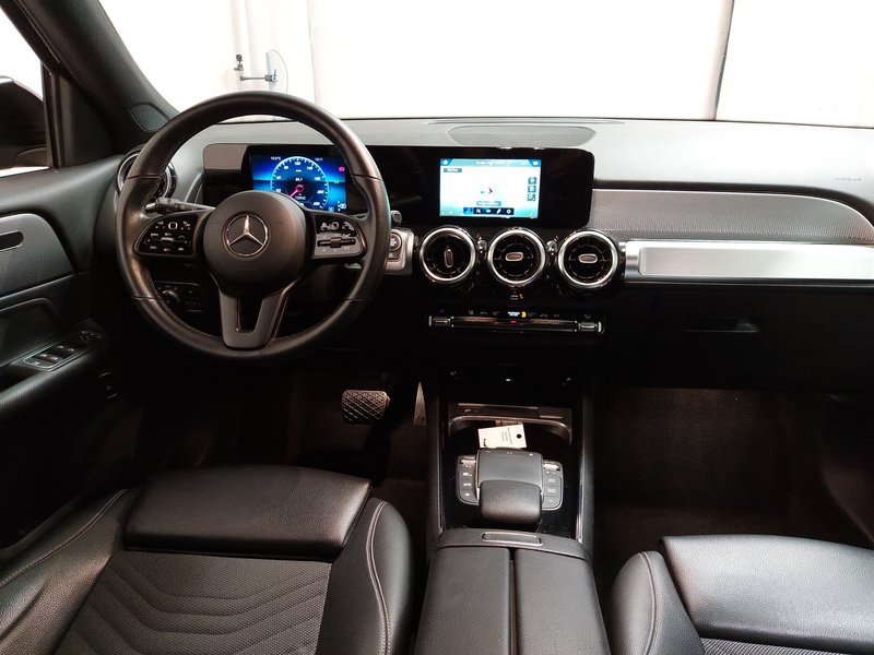 Mercedes-Benz GLB 200 d automatik Style — 13