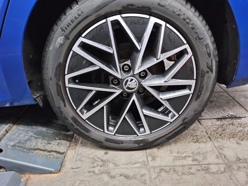 Škoda Octavia Kombi 1.4 TSI iV automatik Style • ACC • električna vrata — 11