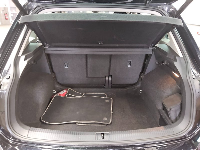 Volkswagen Tiguan 2.0 TDI automatik Highline • ACC • AHK — 11
