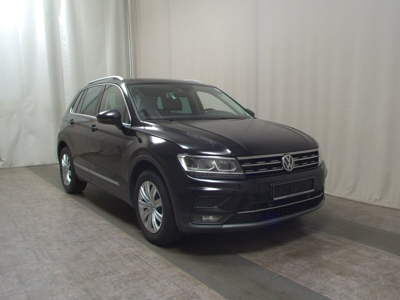 Volkswagen Tiguan 2.0 TDI automatik Highline • ACC • AHK — 3