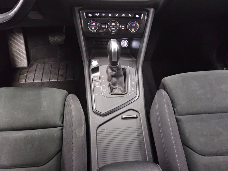 Volkswagen Tiguan 2.0 TDI automatik Highline • ACC • AHK — 6