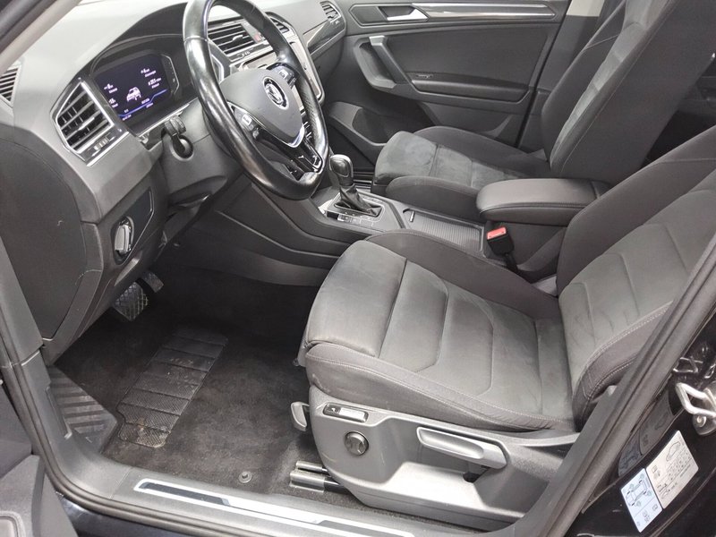 Volkswagen Tiguan 2.0 TDI automatik Highline • ACC • AHK — 9
