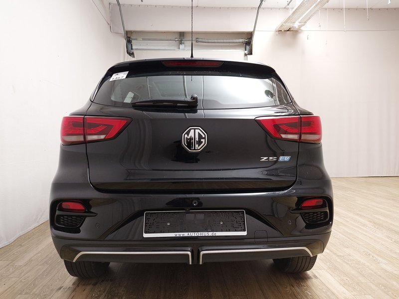 MG ZS Luxury • panorama • ACC — 14