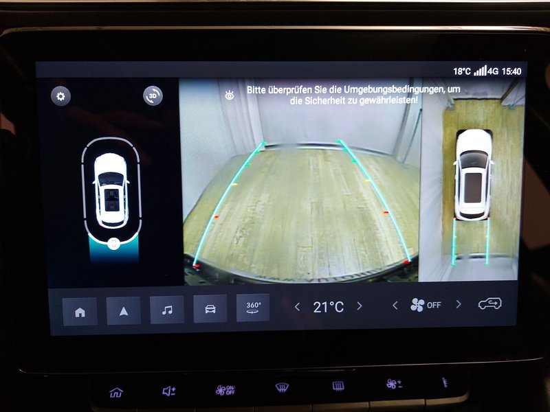 MG ZS Luxury • panorama • ACC — 15