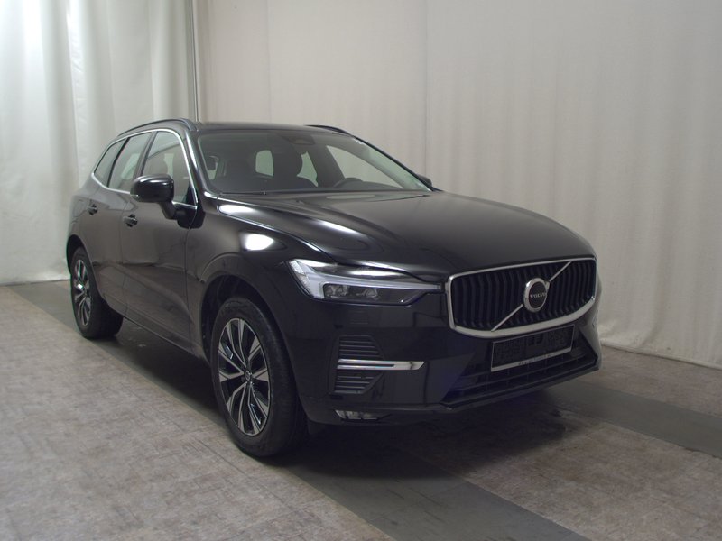 Volvo XC60 B4 Core automatik • ACC • LED — 3