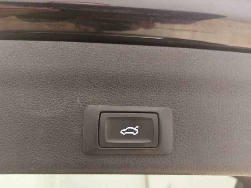 Audi A6 Avant 40 TDI automatik sport • Panorama • AHK — 19