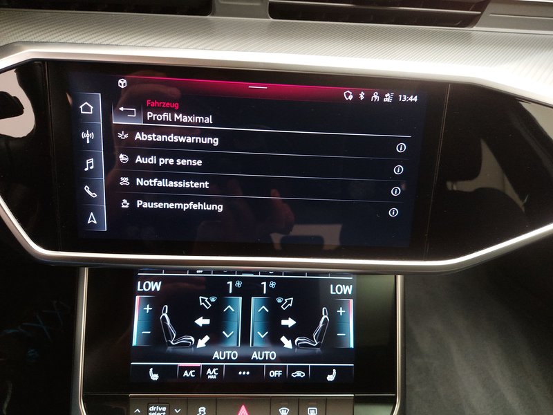 Audi A6 Avant 40 TDI automatik sport • Panorama • AHK — 24