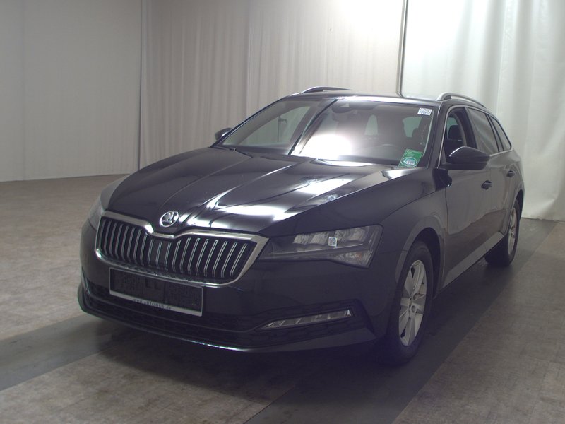 Škoda Superb Kombi 1.5 TSI automatik Ambition • Full LED • digitalni instrumenti — 2