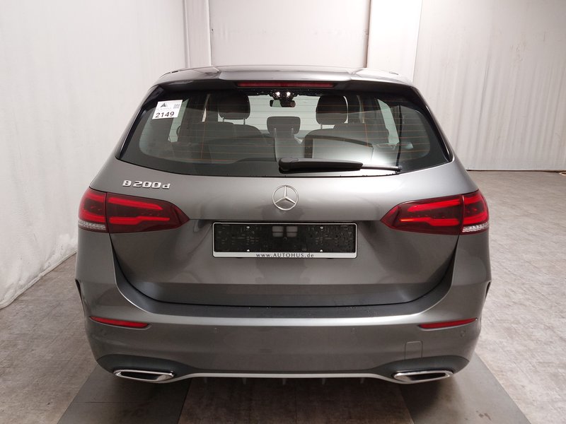 Mercedes-Benz B 200 d AMG Line automatik • LED • AHK — 14