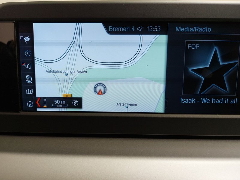 BMW 520d automatik • AHK • električno prilagodljiva sjedala — 20