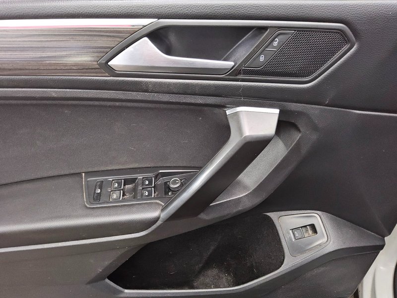 Volkswagen Tiguan Allspace 2.0 TDI 4MOTION automatik • AHK • ACC — 10