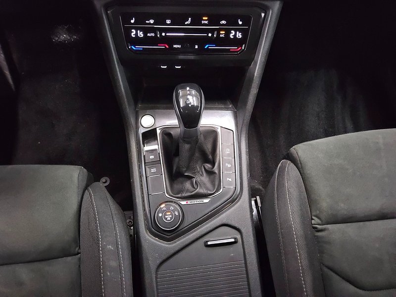 Volkswagen Tiguan Allspace 2.0 TDI 4MOTION automatik • AHK • ACC — 6