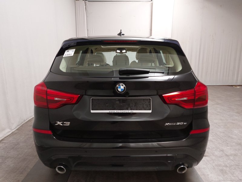 BMW X3 xDrive30e Advantage automatik • panorama • LED — 14
