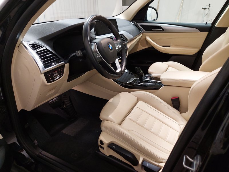 BMW X3 xDrive30e Advantage automatik • panorama • LED — 6