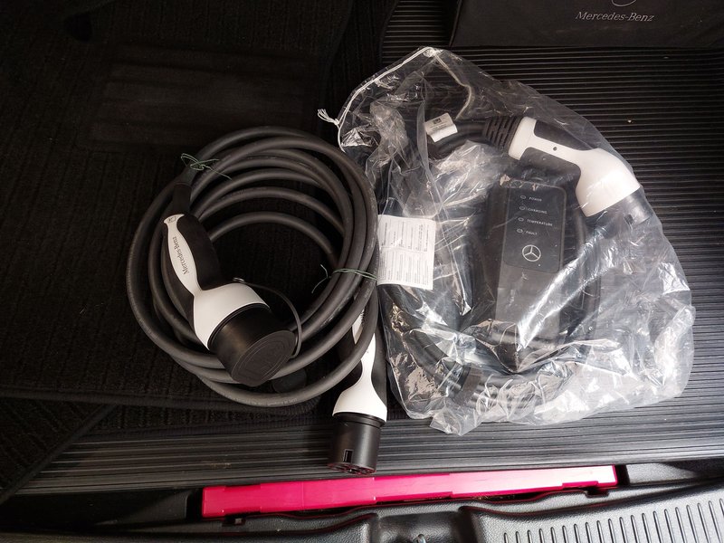 Mercedes-Benz B 250 e automatik AMG Line • LED • digitalni instrumenti — 16