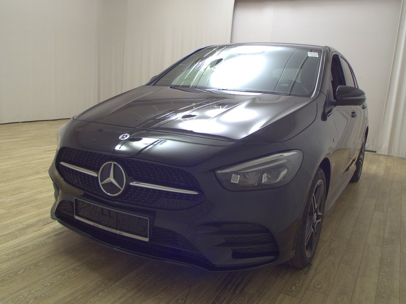 Mercedes-Benz B 250 e automatik AMG Line • LED • digitalni instrumenti — 2