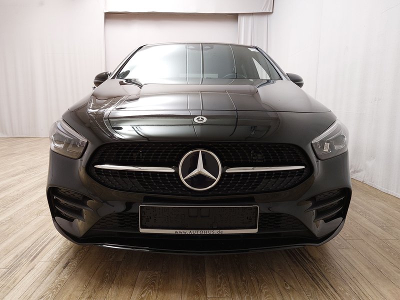 Mercedes-Benz B 250 e automatik AMG Line • LED • digitalni instrumenti — 9