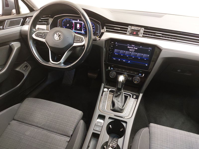 Volkswagen Passat 2.0 TDI Business automatik • ACC • AHK — 22