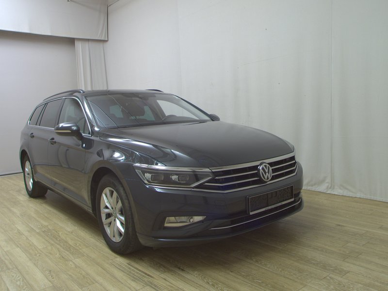 Volkswagen Passat 2.0 TDI Business automatik • ACC • AHK — 3