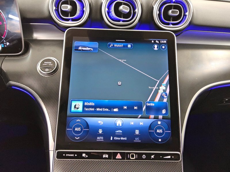 Mercedes-Benz C 220 d karavan automatik Avantgarde • LED • digitalni instrumenti — 7