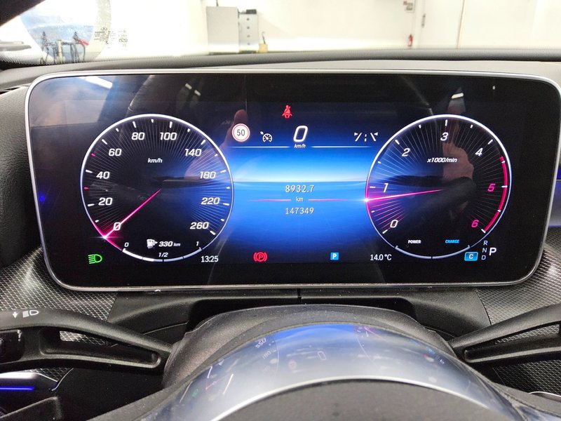 Mercedes-Benz C 220 d karavan automatik Avantgarde • LED • digitalni instrumenti — 8