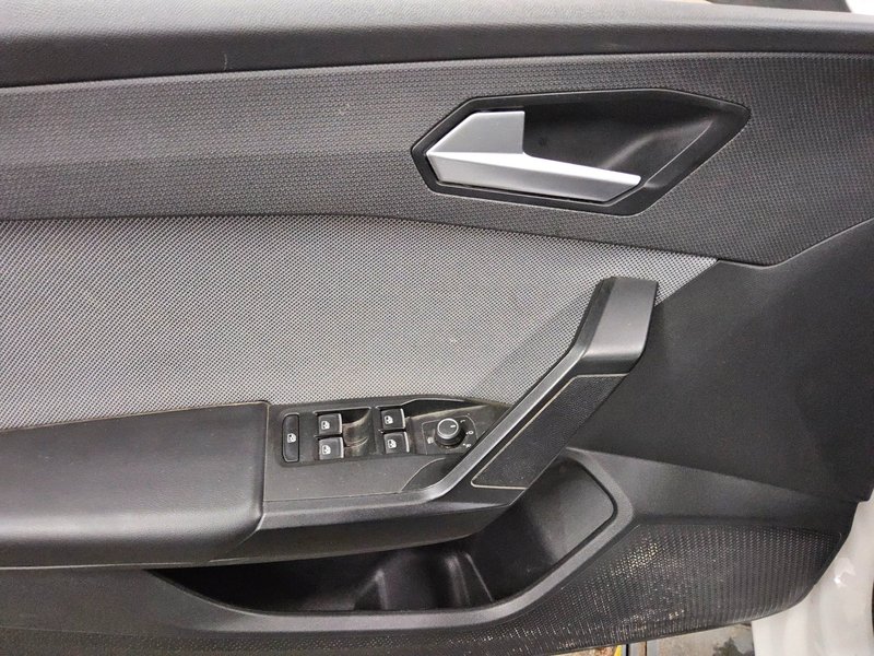 SEAT Leon Sportstourer 2.0 TDI automatik Style • ACC • Full LED — 10