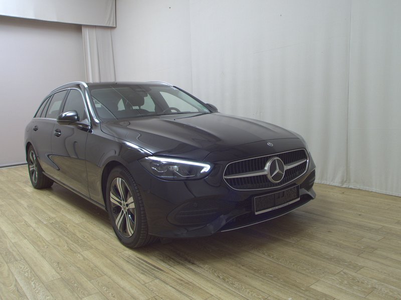 Mercedes-Benz C 220 d karavan automatik Avantgarde • LED • digitalni instrumenti — 3