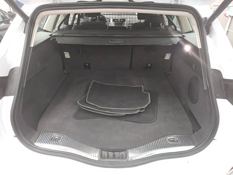 Ford Mondeo Turnier 2.0 EcoBlue automatik Titanium • ACC • LED — 11