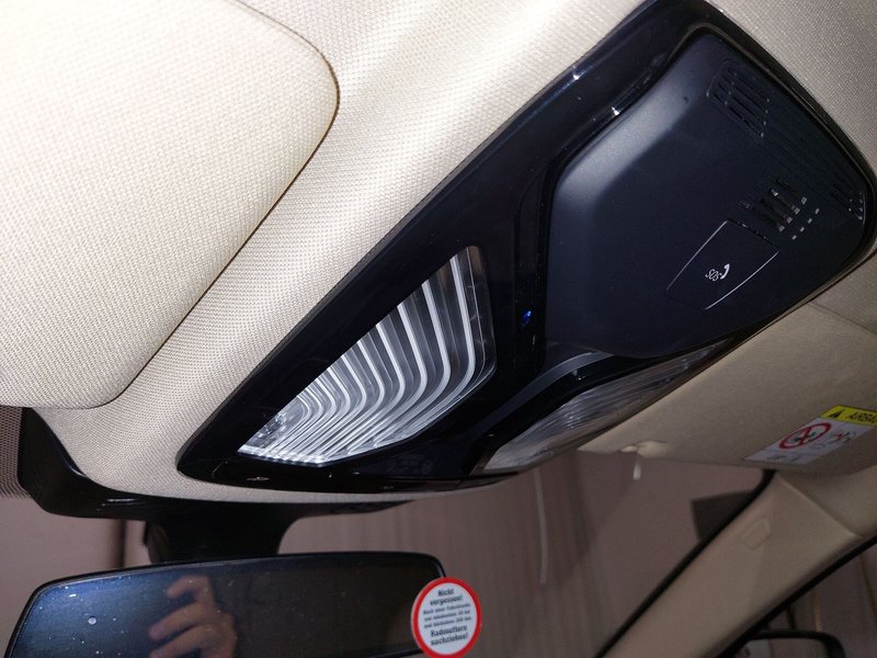 BMW 530e Touring automatik • ACC • LED — 20