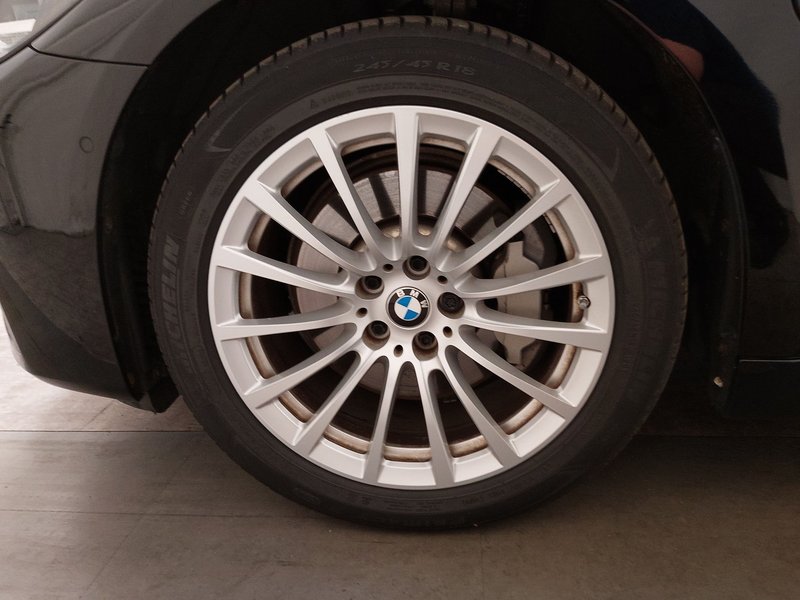 BMW 530e Touring automatik • ACC • LED — 9