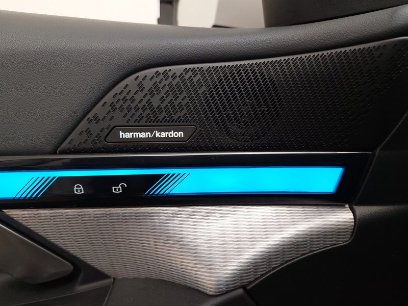 BMW i5 eDrive40 M Sport • ACC • Full LED — 15