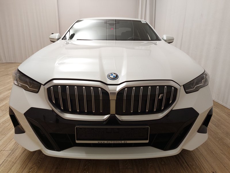 BMW i5 eDrive40 M Sport • ACC • Full LED — 9