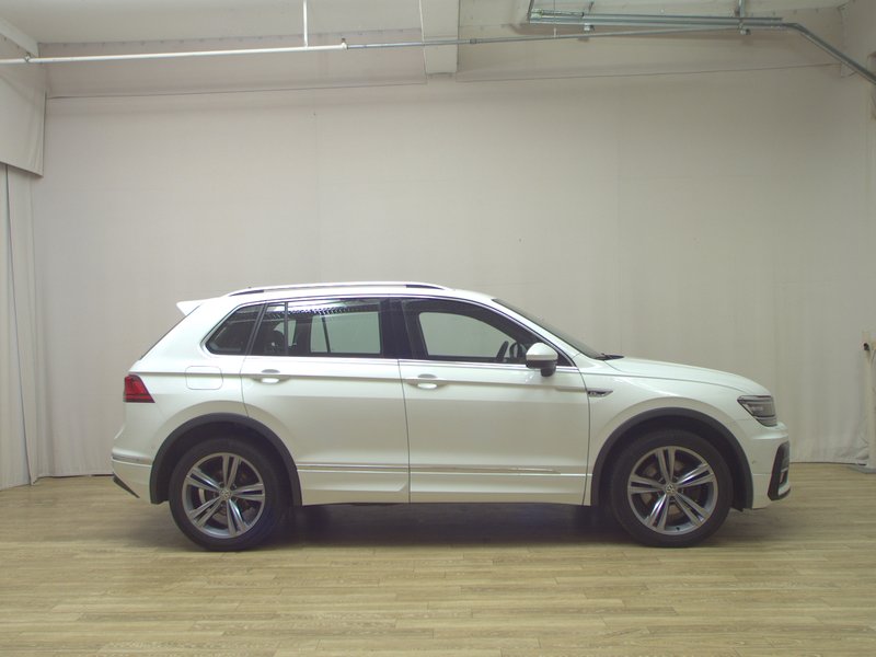Volkswagen Tiguan 2.0 TDI 4M automatik R-Line • ACC • kuka za vuču