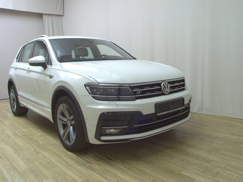 Volkswagen Tiguan 2.0 TDI 4M automatik R-Line • ACC • kuka za vuču — 3