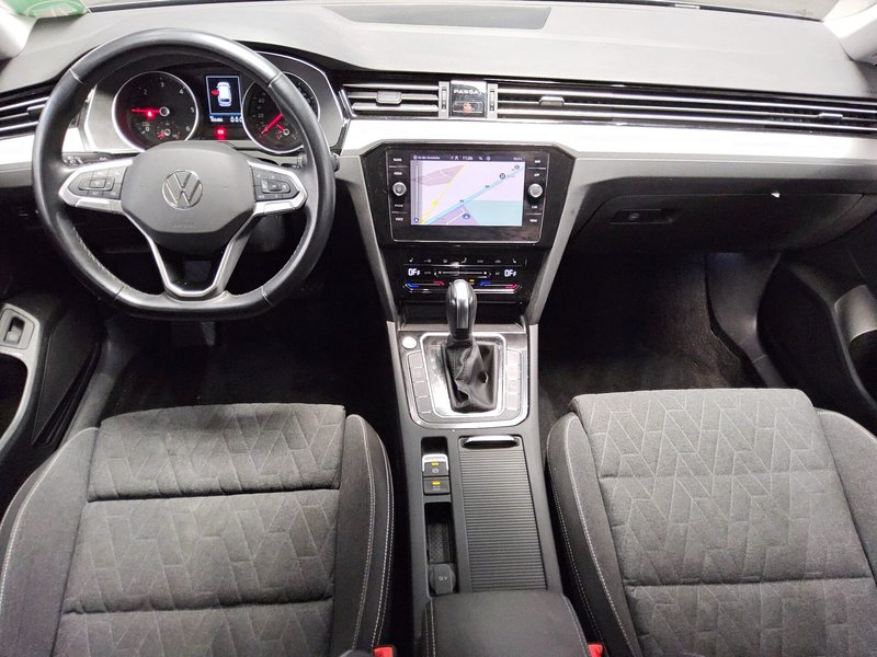 Volkswagen Passat Variant 2.0 TDI automatik Business • ACC • Full LED — 5