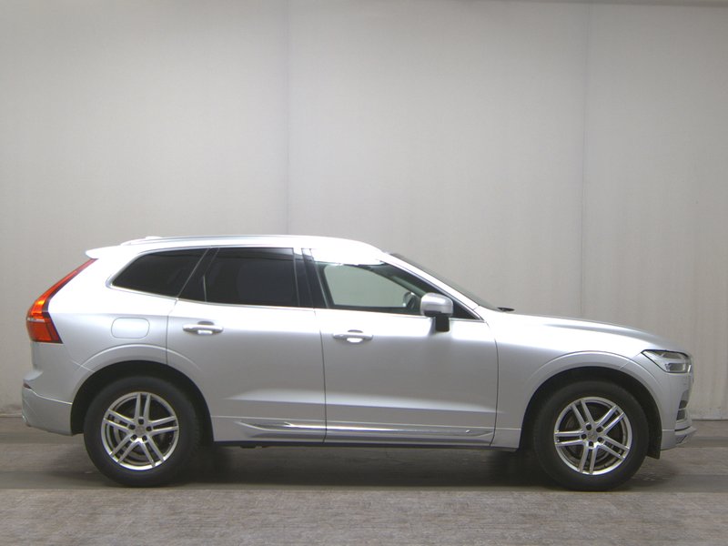 Volvo XC60 D4 automatik Inscription • 360° kamera • električna peta vrata