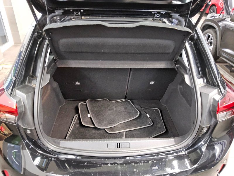 Opel Corsa 1.2 Edition • Full LED — 11