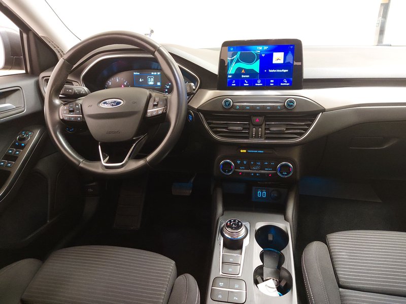 Ford Focus Turnier 1.5 EcoBlue Titanium automatik • Full LED — 17