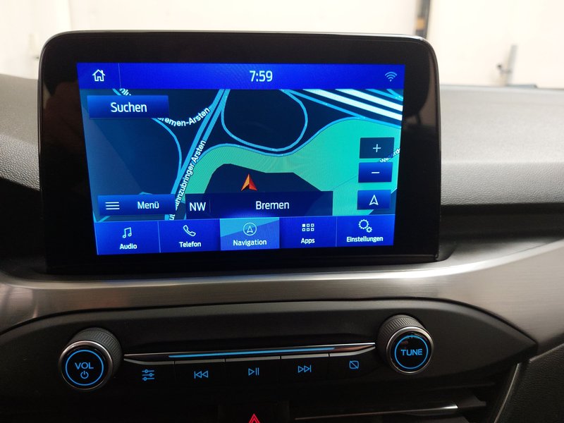 Ford Focus Turnier 1.5 EcoBlue Titanium automatik • Full LED — 18