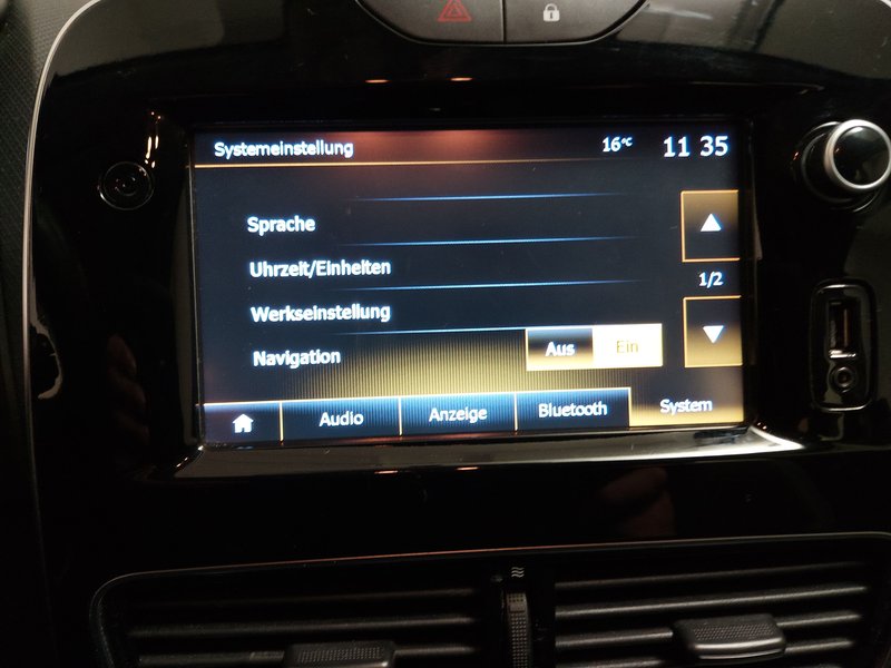 Renault Clio Grandtour 0.9 TCe Expression • podgrijavanje sjedala — 20