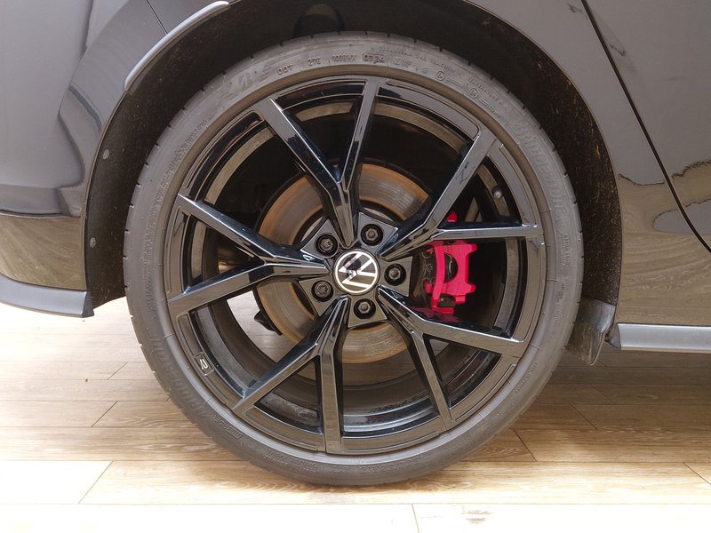 Volkswagen Golf 2.0 TSI GTI automatik • ACC • HUD — 8