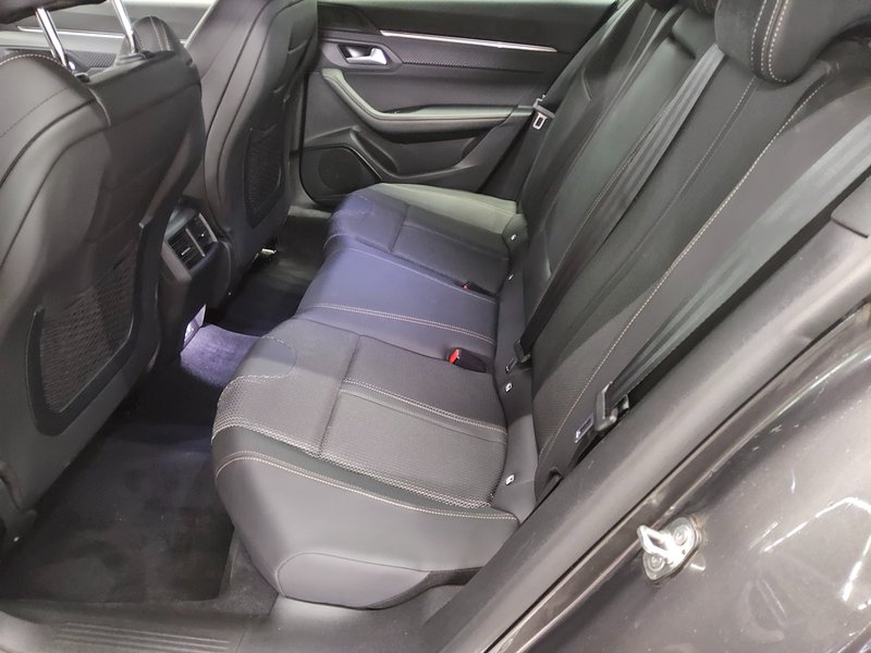 Peugeot 508 SW Hybrid 225 GT-Line automatik • ACC • 360° kamera — 13