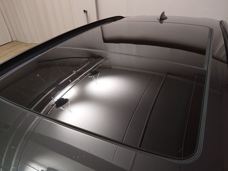BMW Ix3 Inspiring • električna peta vrata • LED — 16