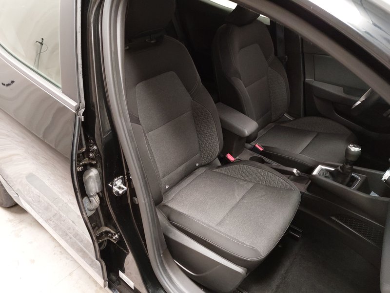 Renault Clio TCe 100 • Full LED — 10