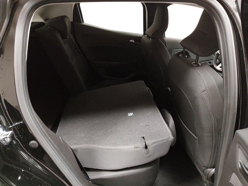 Renault Clio TCe 100 • Full LED — 11